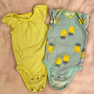2-pc matching onesies - 🍍 and stripes